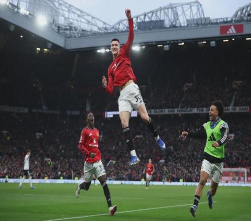 拜仁瞄准米,兰双星,德国中卫引,星空娱乐,星空娱乐官网